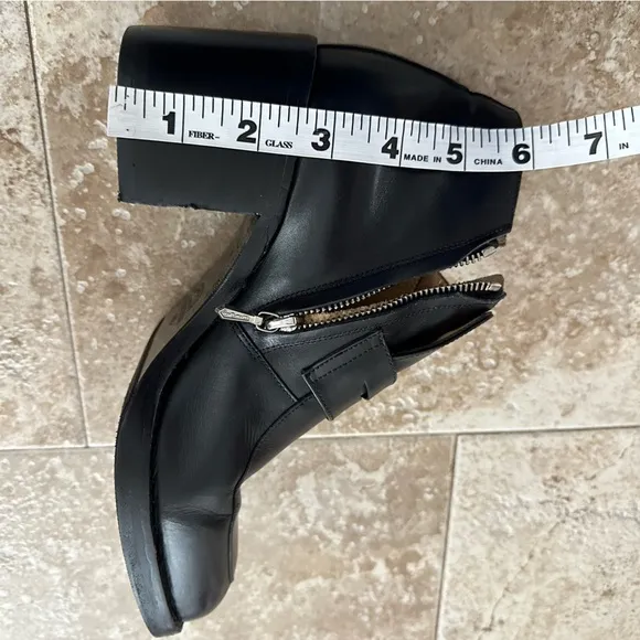 Freelance Paris Leather block heel loafers Ankle Boots