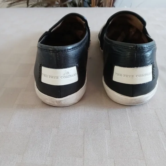 Frye Dylan Black Leather Slip On Sneakers