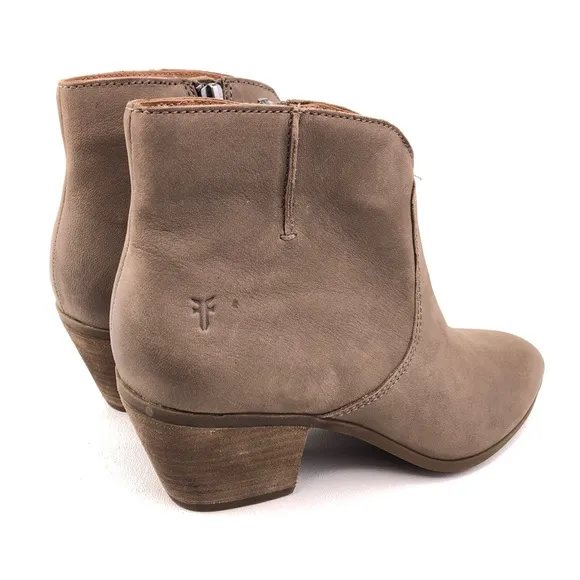 Frye Jennifer Gray Leather Ankle Boots 8M