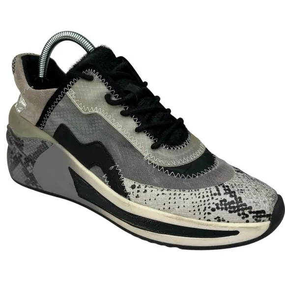 Gianni Bini Malloy Chunky Silver Metallic Snakeskin Trendy Fashion Sneakers 9.5