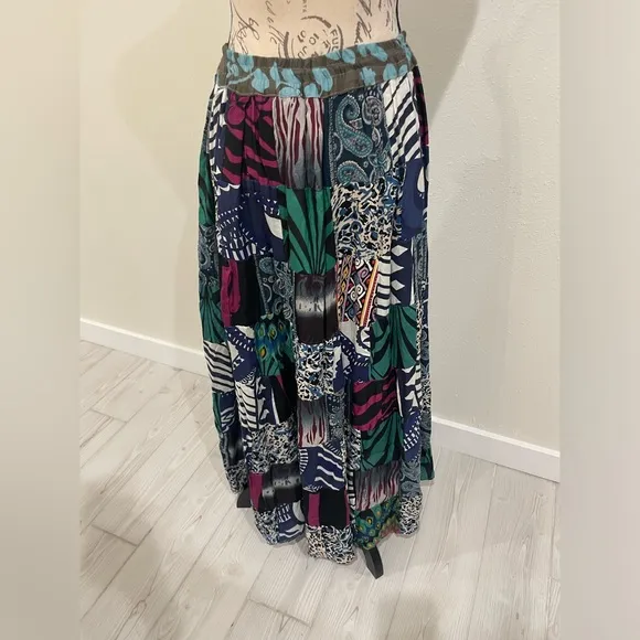 Green and Black Tie Front Maxi Skirt