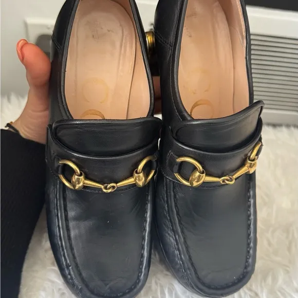 Gucci Black and Gold Leather Loafers with Horsebit Detail