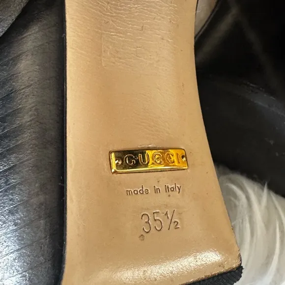 Gucci Black and Gold Leather Loafers with Horsebit Detail