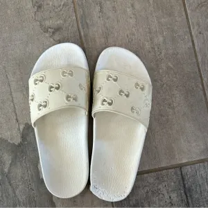 Gucci GG Rubber Slides