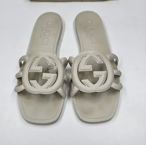 Gucci Palma rubber slides sandals.