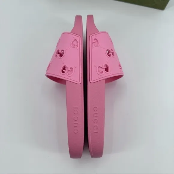 GUCCI Rose Pink Rubber Logo Slides Sandals Size 40