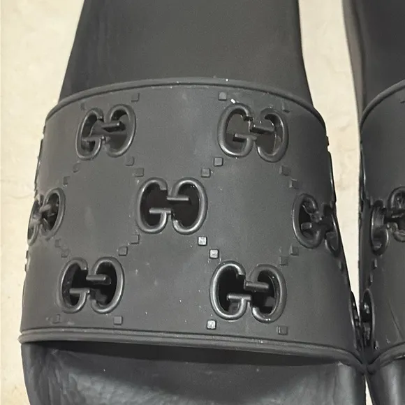 Gucci Rubber GG Cutout Accent Slides