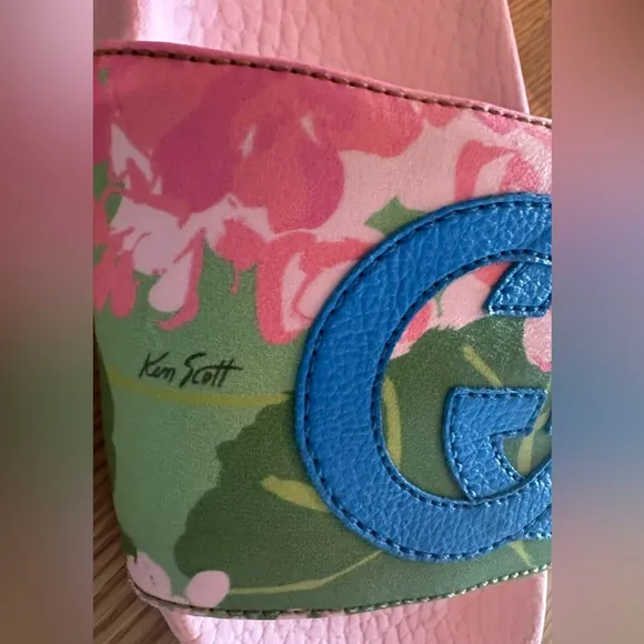 GUCCI x Ken Scott Rubber Slides