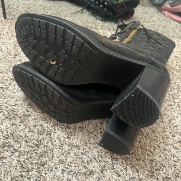 Guess Black Quilted Heeled Combat Boots SZ 8.5