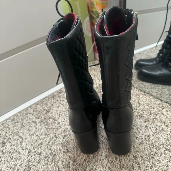 Guess Black Quilted Heeled Combat Boots SZ 8.5