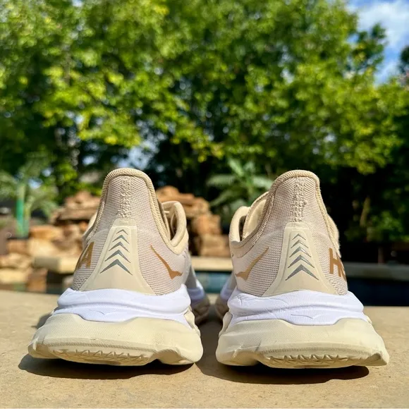 Hoka One One Clifton Edge Almond Milk Beige - Size 9 Women’s (1110511 AMBG)