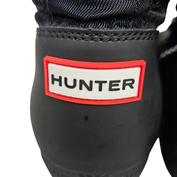 Hunter Platform Snow Boots Original Quilted Boots Black Size 8 Women's