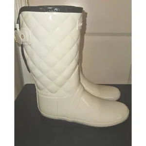 HUNTER Refined Gloss Quilted Rubber Rain Boots Mid Calf US 7 EU 36 Cream