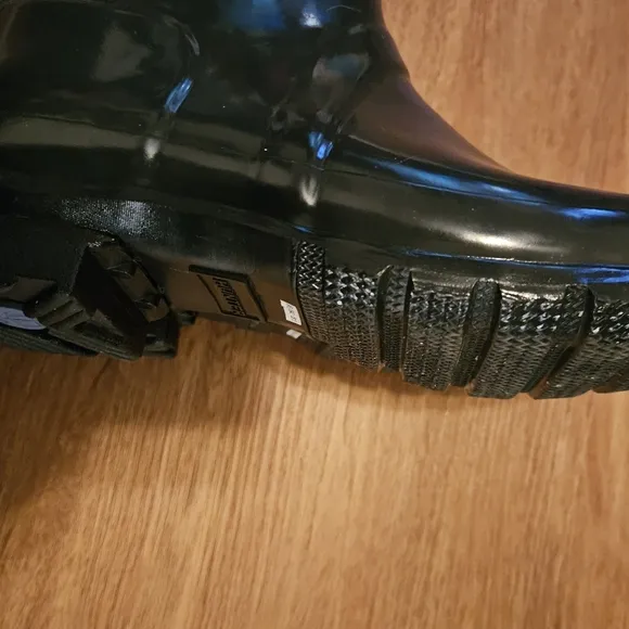 Hunter Women's Original Short Gloss Black Mid-Calf Rubber Boot - 10 M, Like New