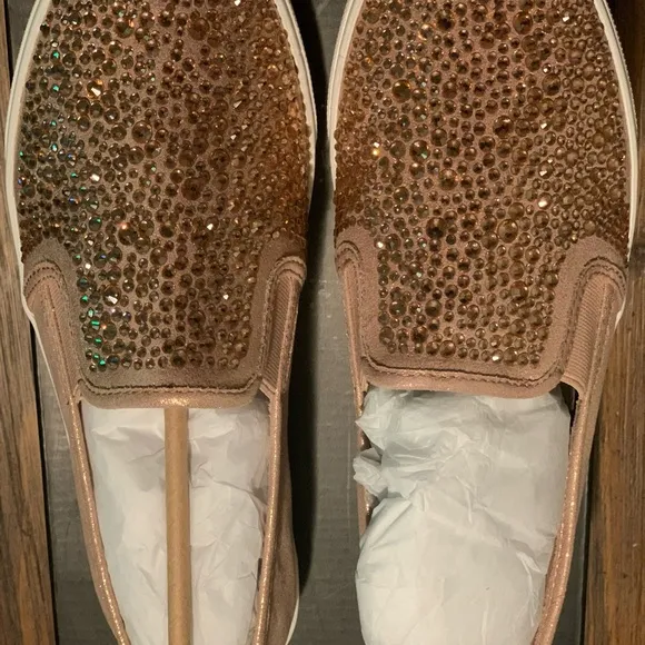 INC Sammee Slip-On Sneakers‎ New in shoebox size 9w