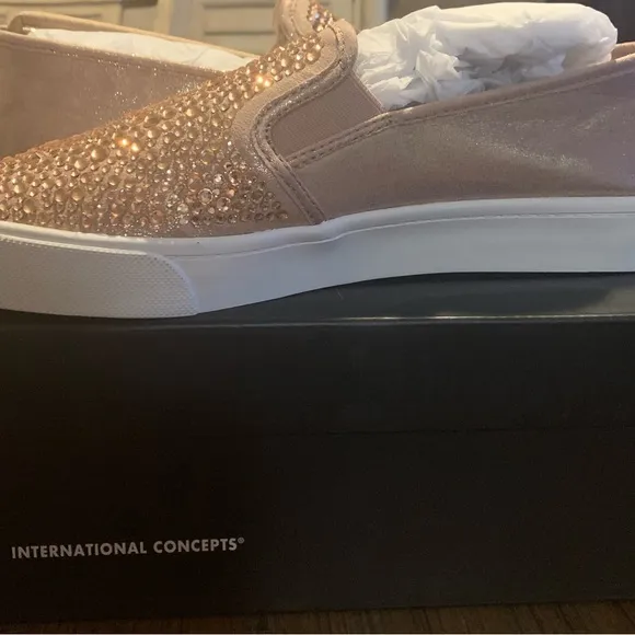 INC Sammee Slip-On Sneakers‎ New in shoebox size 9w