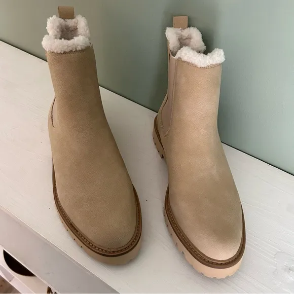 J. Crew Tan Ankle Booties Lug-sole Chelsea boots