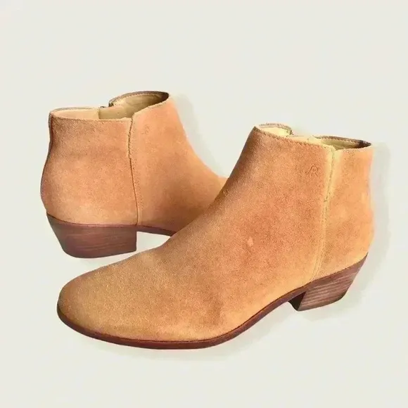 Jack Rogers Bailee Tan Suede Wood Heeled Classic Casual Zip Up Ankle Booties