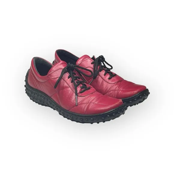 Jacques Cohen 𖦹 Hipster Chic Quilted Leather Sneakers 𖦹 Fire Engine Red 𖦹 8M