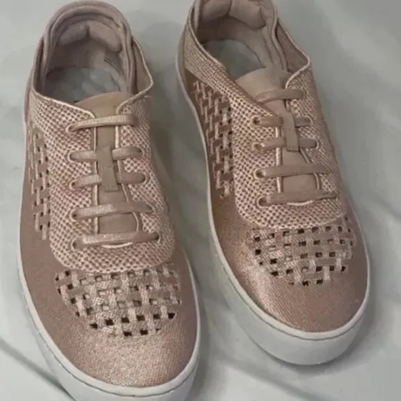 Jambu Lilac Womens Size 9 Comfort Casual Slip-on Sneaker Blush Pink NWOB