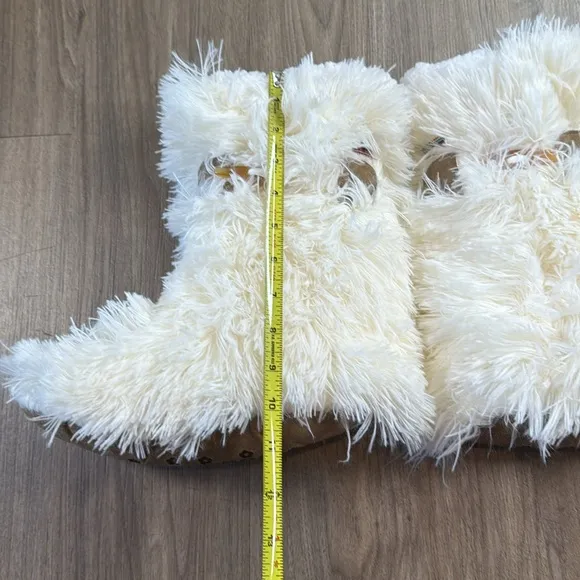 Jane and Bleecker Cream Furry Ankle Boots