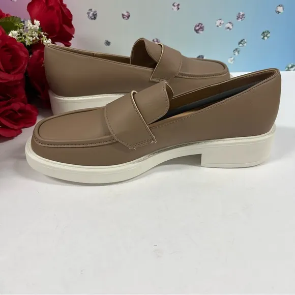 JC SAYDEE LOAFERS