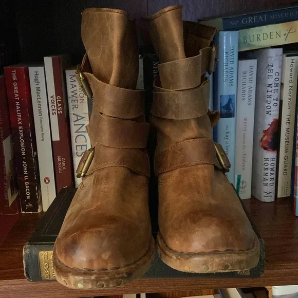 Jeffrey Campbell Brit Wrap Strap Boot - Brown Distressed Leather Women's Size 6