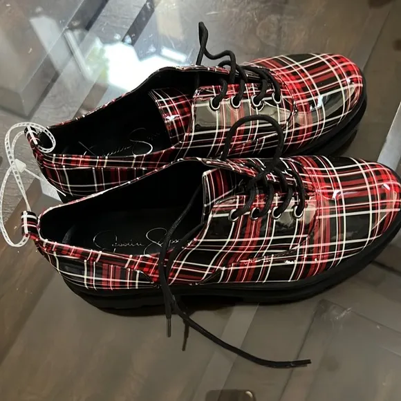 JESSICA SIMPSONWomen's Sayze Lug Sole Oxfords