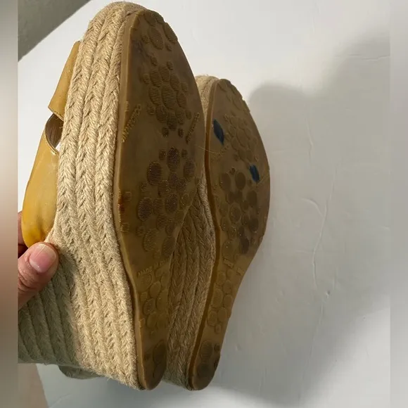 JIMMY CHOO Patent Leather Phyllis' Espadrilles Wedges Yellow-Tan Size 42 “as is”