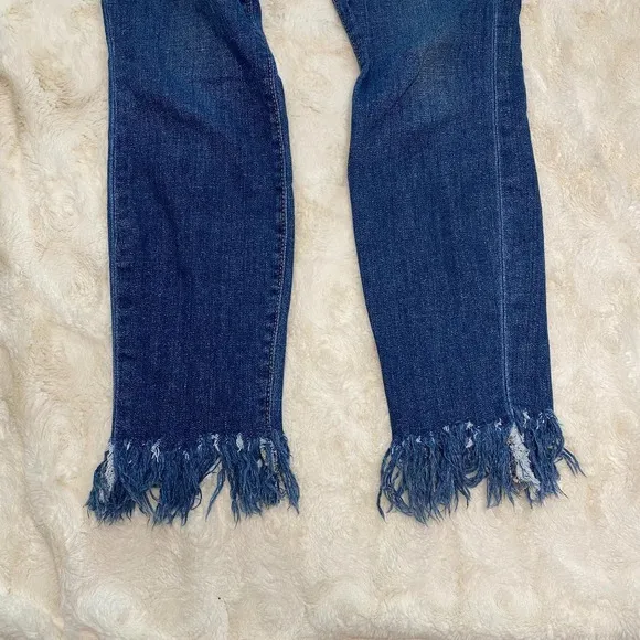 JOE'S JEANS Mabel Skinny Crop Fun &amp; Flirty Jeans w/ Fringe Hem - size 25