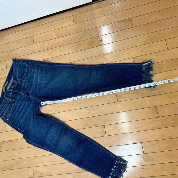 JOE'S JEANS Mabel Skinny Crop Fun &amp; Flirty Jeans w/ Fringe Hem - size 28