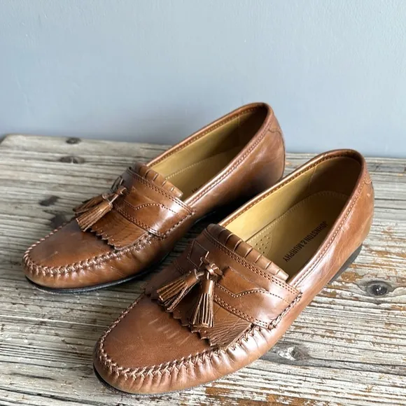 Johnston &amp; Murphy Men Shoe 8M Breland Kiltie Tassel Saddle Tan loafers