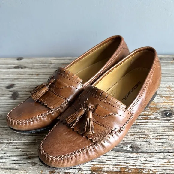 Johnston &amp; Murphy Men Shoe 8M Breland Kiltie Tassel Saddle Tan loafers