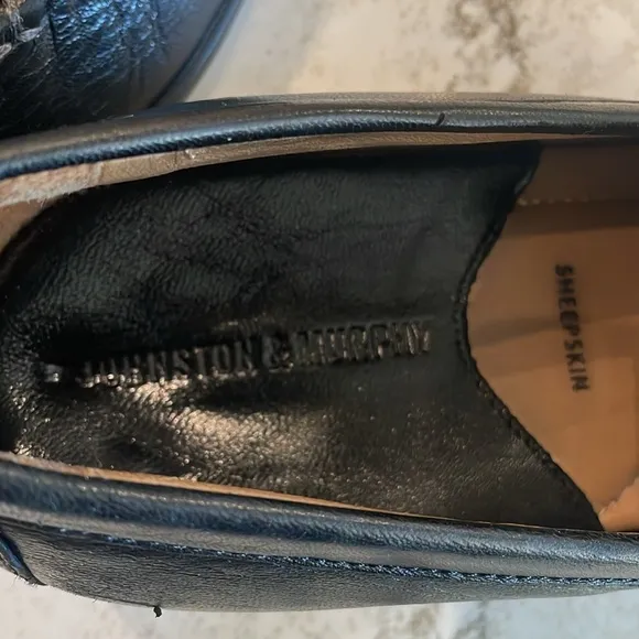 Johnston and Murphy Men's Slip on Sheepskin Loafers Black 8M (D)