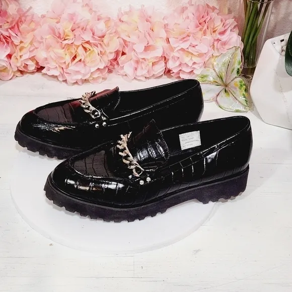 JONES NY New Chunky Black Loafers Gold Chain Design