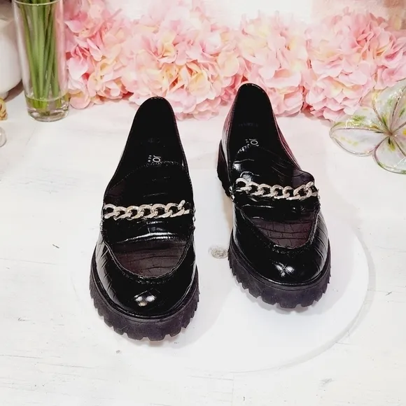 JONES NY New Chunky Black Loafers Gold Chain Design