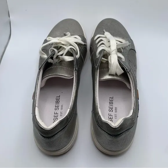 Josef Seibel Caren 01 metallic grey fashion sneakers EUC size 41 US 10.5 2349