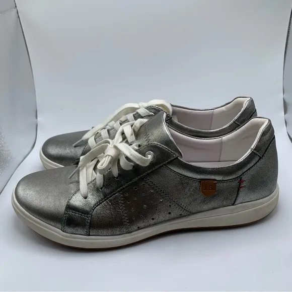 Josef Seibel Caren 01 metallic grey fashion sneakers EUC size 41 US 10.5 2349