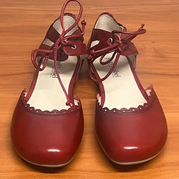 Josef Seibel Fiona 47 Ankle Tie Strap Flats Red Shoes Size EU 37 US 6.5 NIB