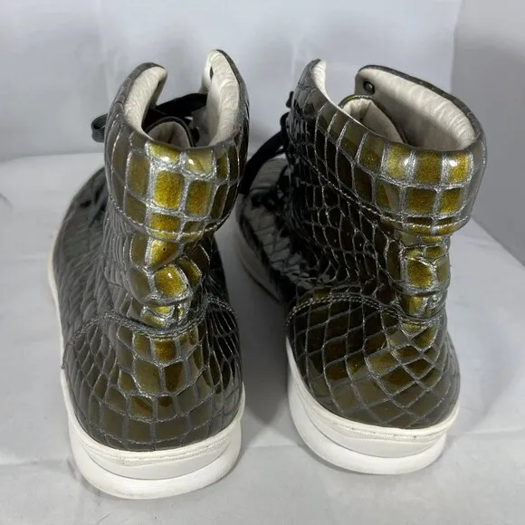 JUMP Men's Green Patent Leather Embossed VANQUISH Ltd. Fashion Sneaker, Size 13M