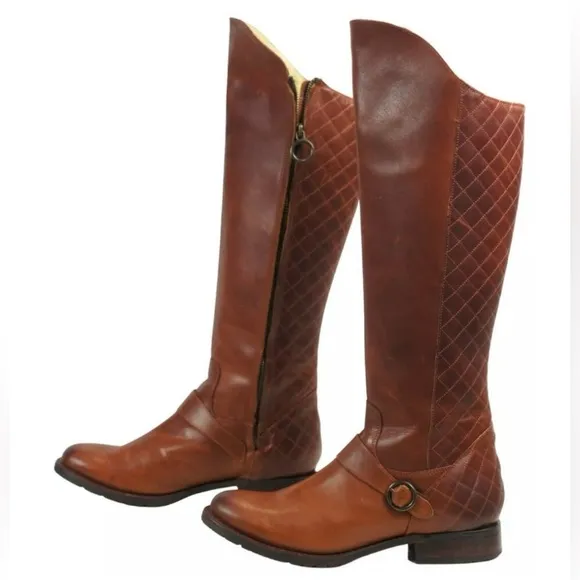 Justin | Women’s brown tall riding boots, quilted back, full zip, ankle strap, 7