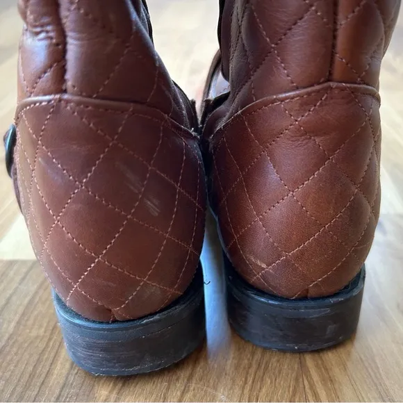 Justin | Women’s brown tall riding boots, quilted back, full zip, ankle strap, 7