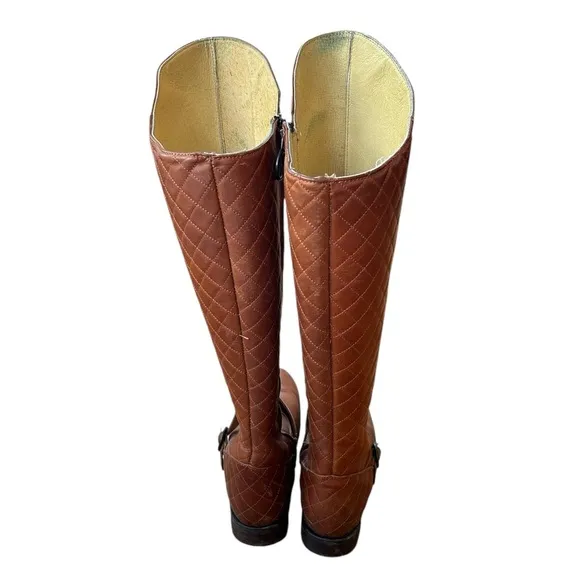 Justin | Women’s brown tall riding boots, quilted back, full zip, ankle strap, 7