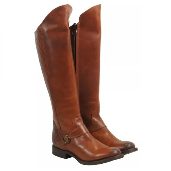 Justin | Women’s brown tall riding boots, quilted back, full zip, ankle strap, 7