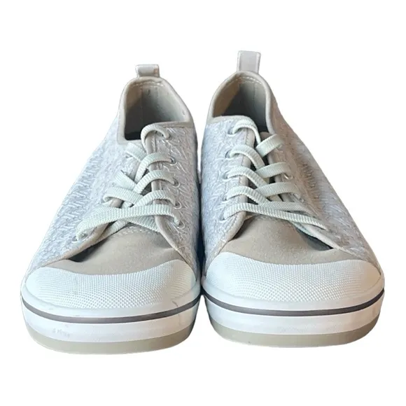 Keen Crochet Fashion Sneakers Size 11.