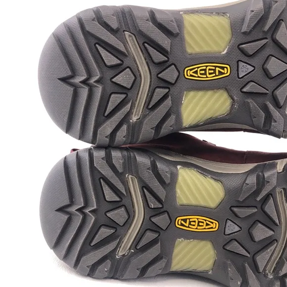 KEEN Greta Waterproof Leather Winter Boots 10