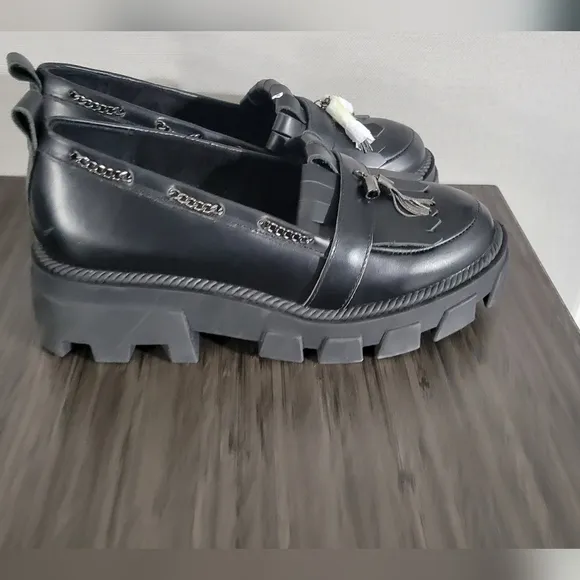 Kelsi Dagger Burke Black Lug Sole Loafer SZ 6.5