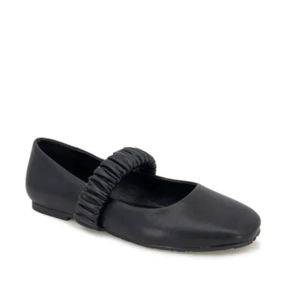 Kenneth Cole Elema Ruched Strap Ballet Flat Black Size 7