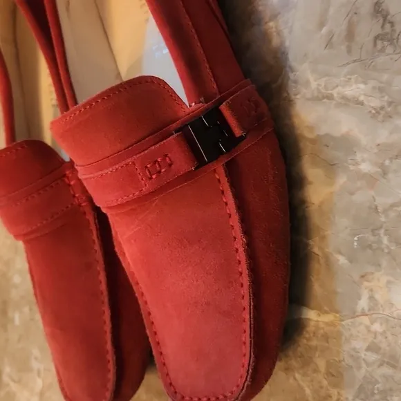 KENNETH COLE TOAST 2 ME  RED SLIP ON LOAFERS
