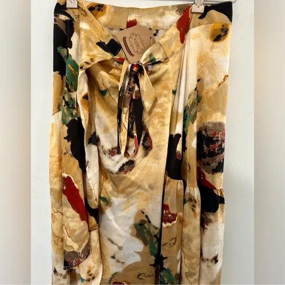 KORI Women's Floral Wrap Asymmetrical Style Skirt SZ: L